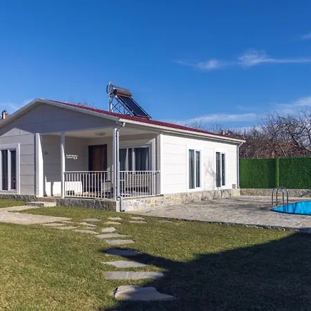 ямира Villa Banya